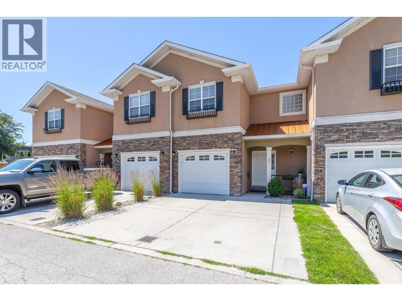 1742 FAIRFORD Drive Unit# 106