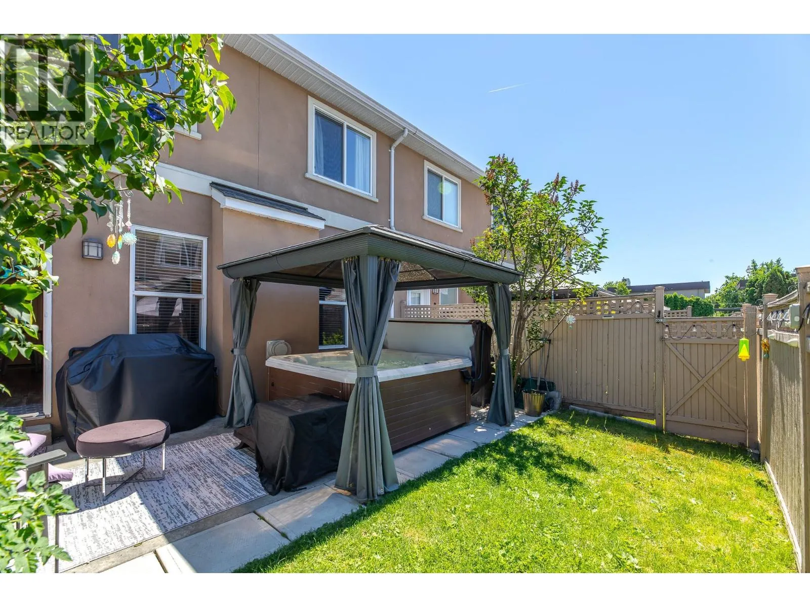 1742 FAIRFORD Drive Unit# 106