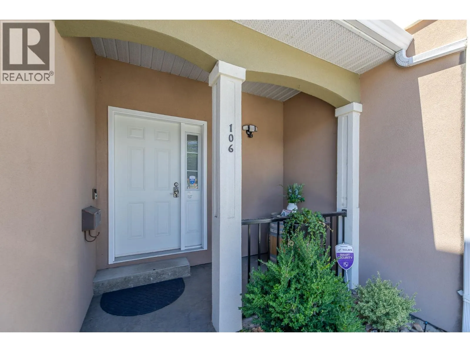 1742 FAIRFORD Drive Unit# 106