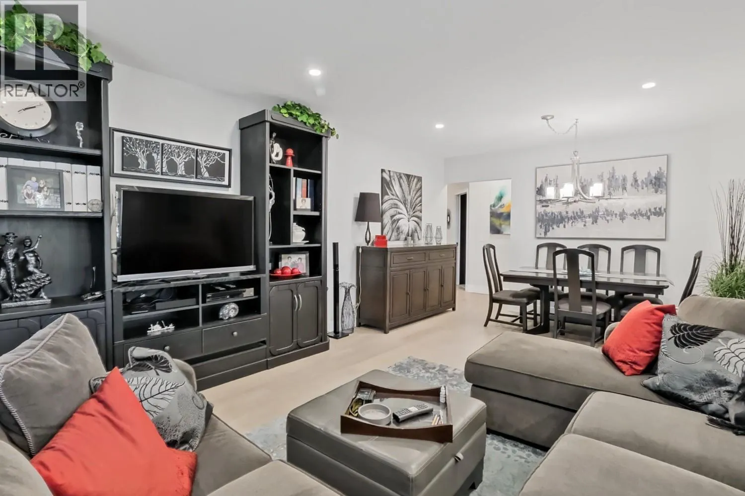 3335 Richter Street Unit# 201