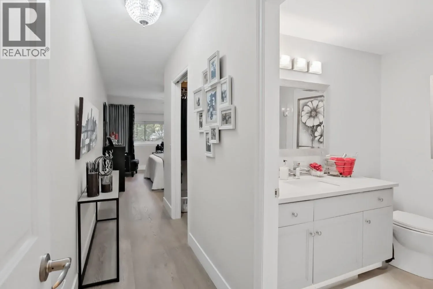 3335 Richter Street Unit# 201