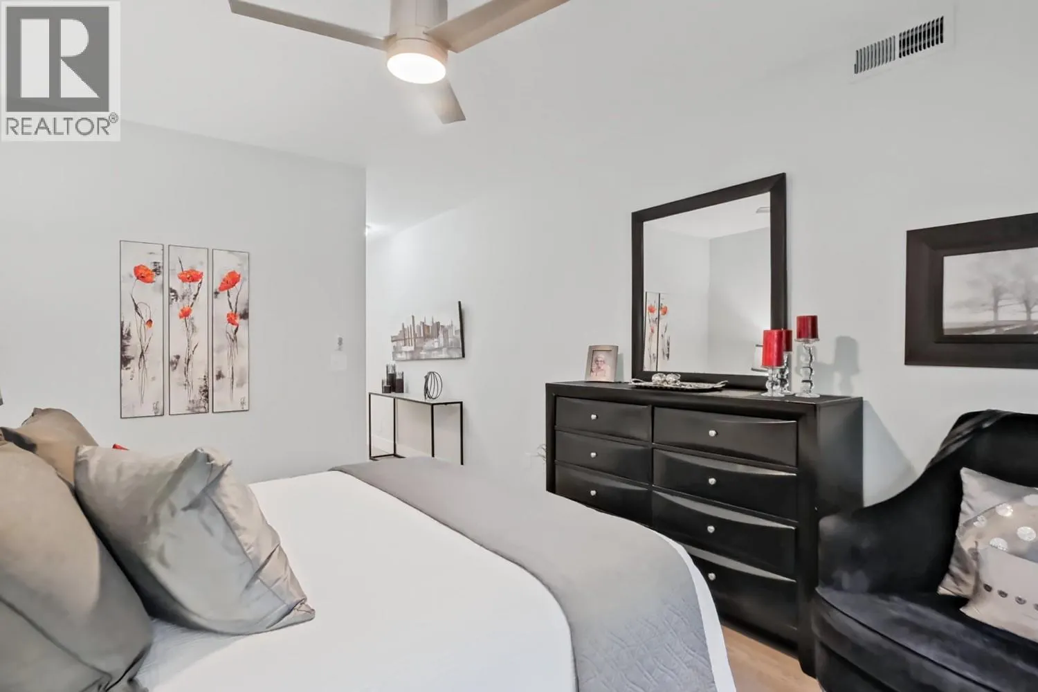 3335 Richter Street Unit# 201