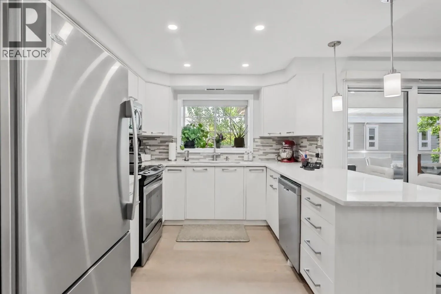 3335 Richter Street Unit# 201