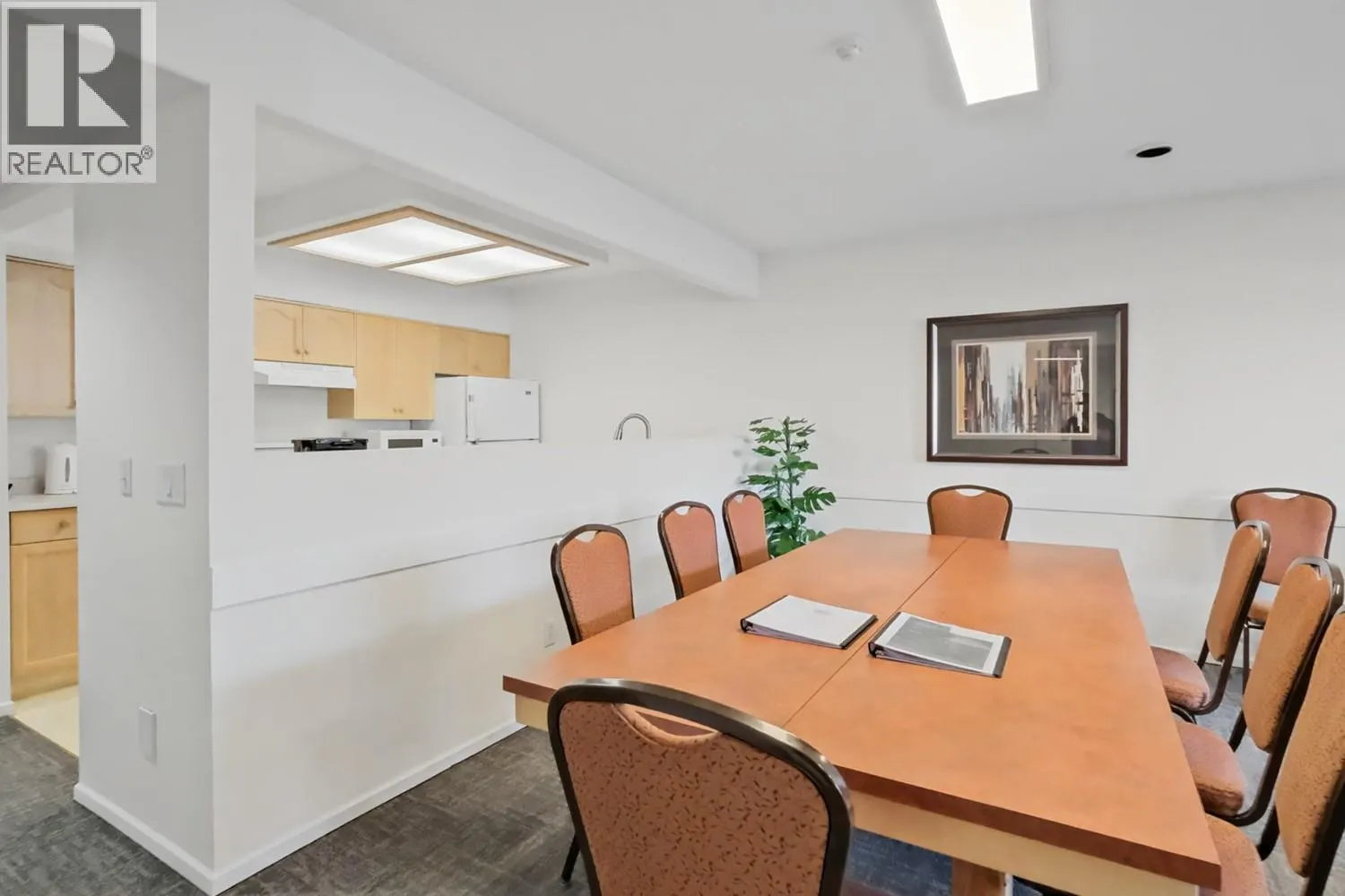 3335 Richter Street Unit# 201