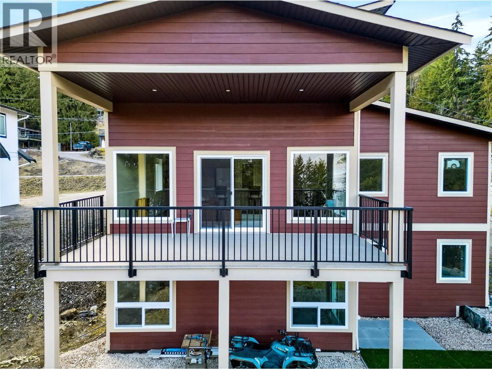 3044 Cedar Drive