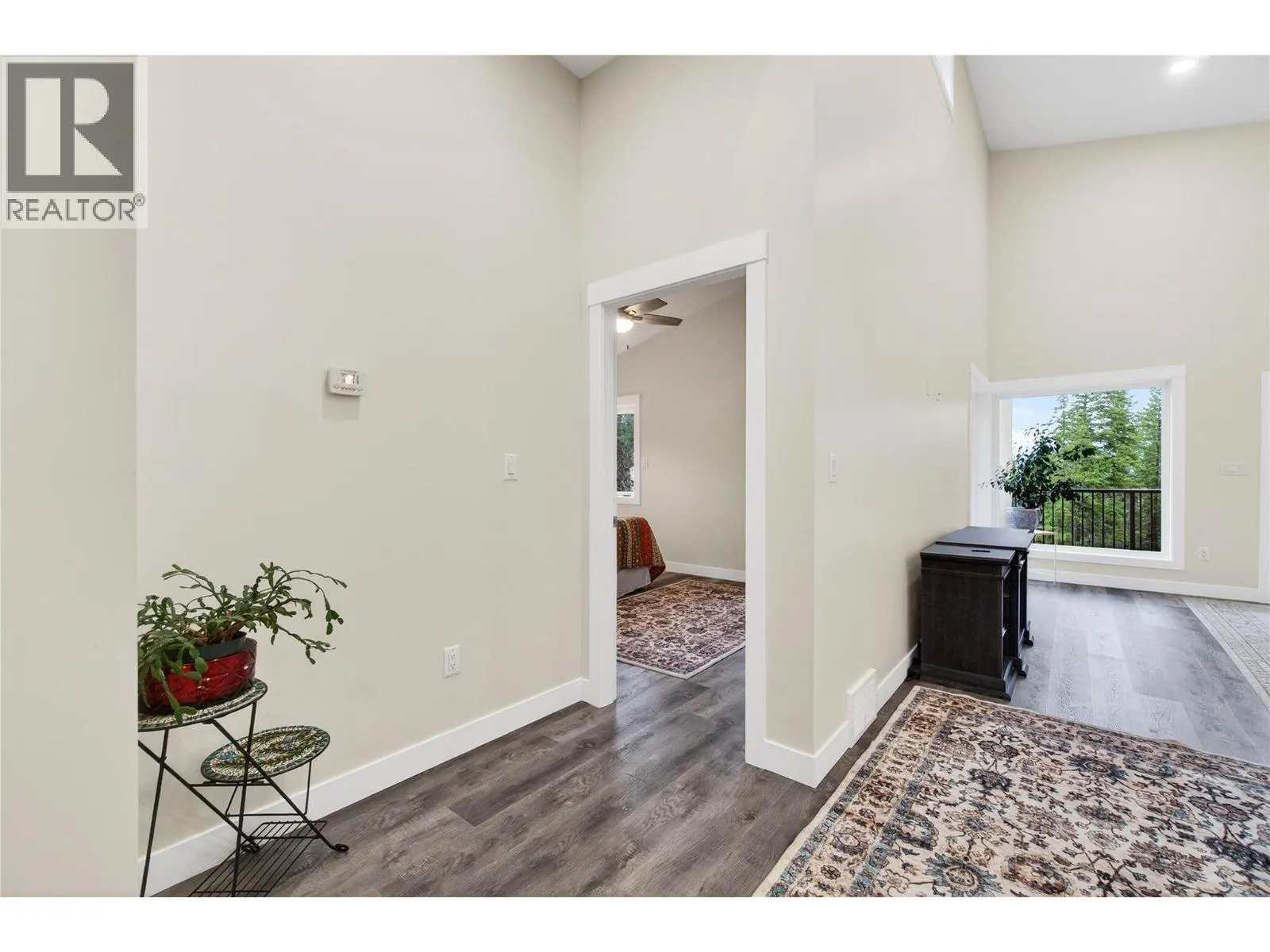 3044 Cedar Drive