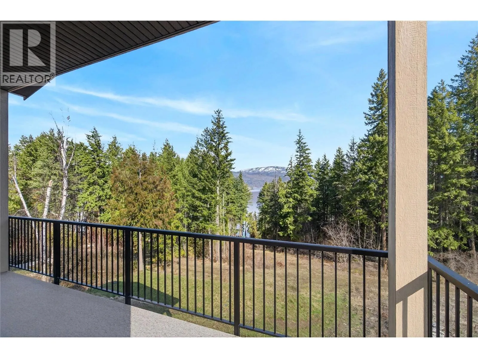 3044 Cedar Drive