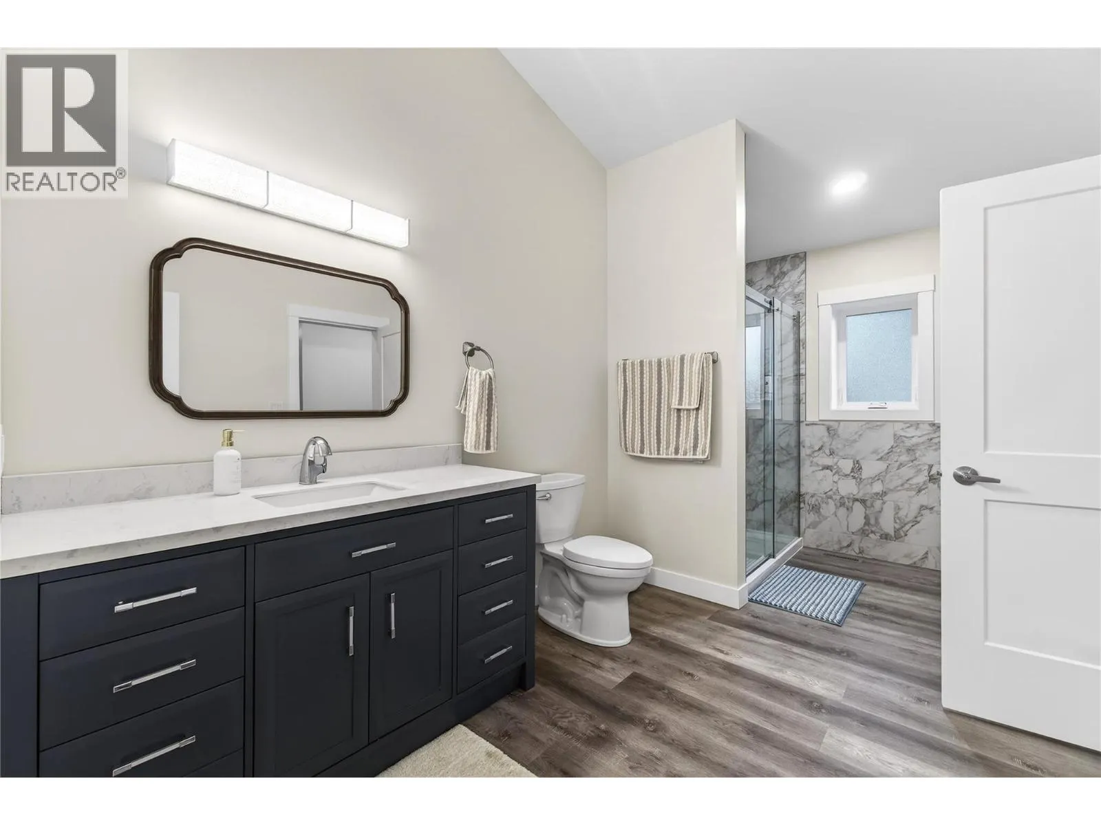 3044 Cedar Drive