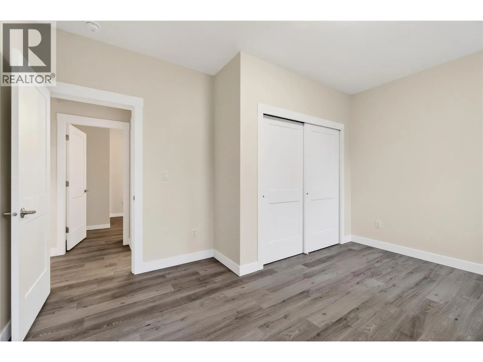 3044 Cedar Drive