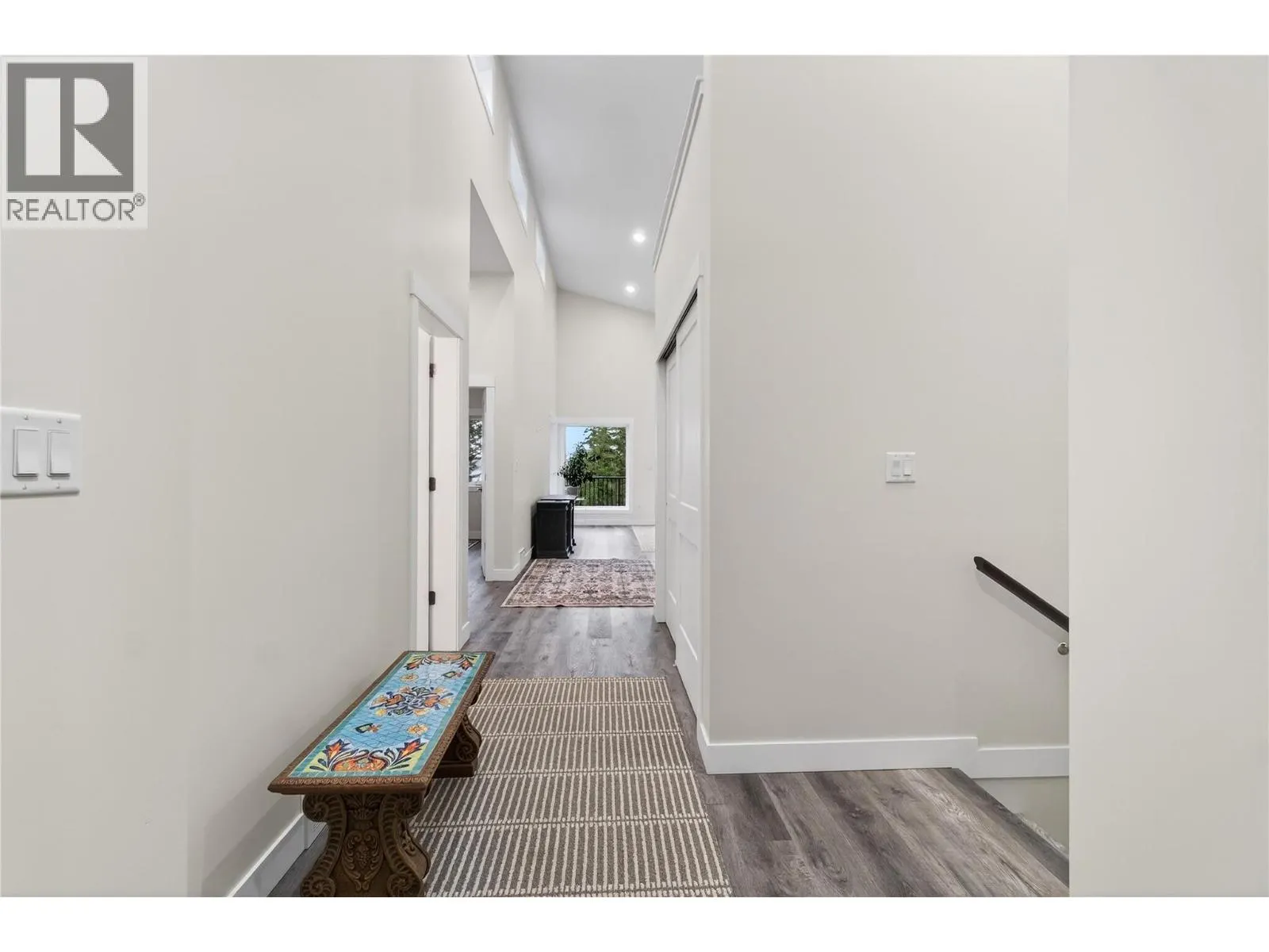3044 Cedar Drive