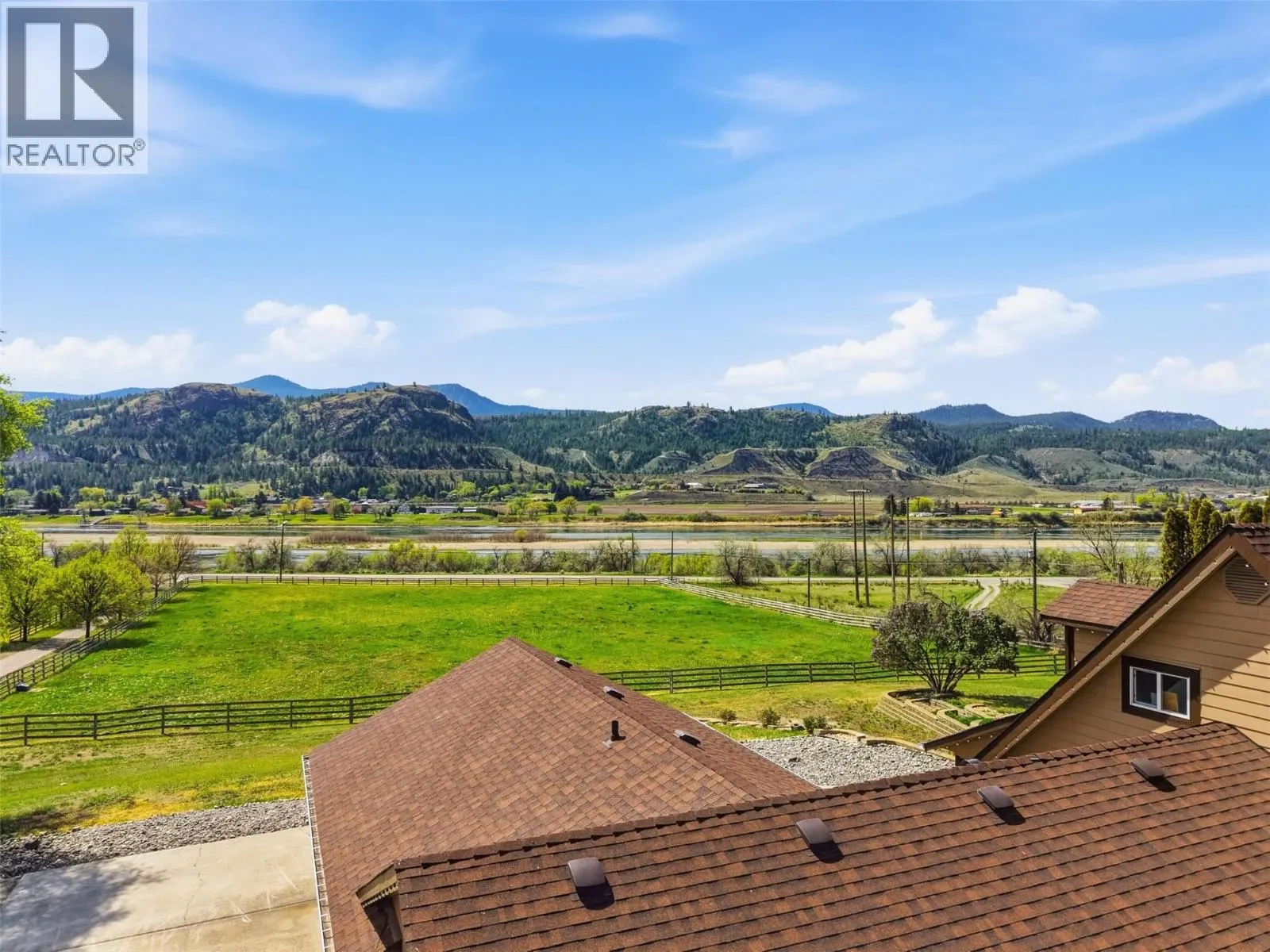 3335 SHUSWAP Road