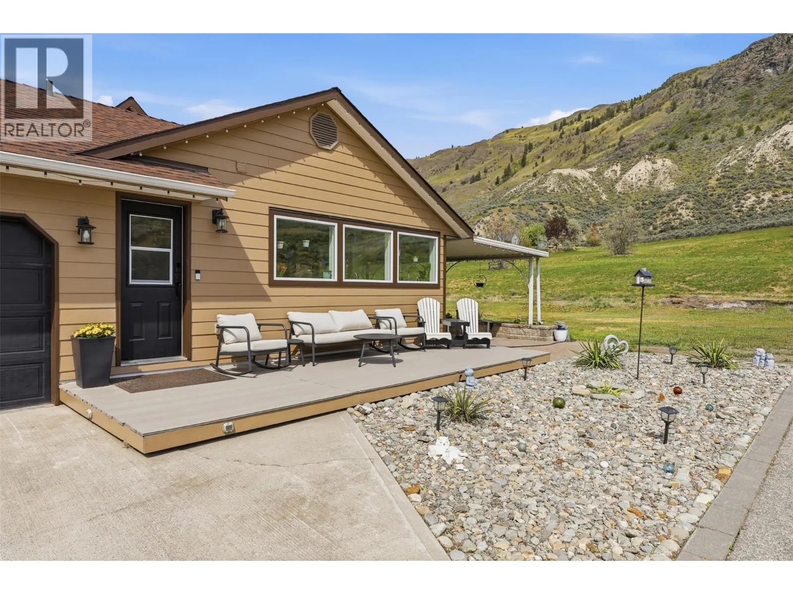 3335 SHUSWAP Road