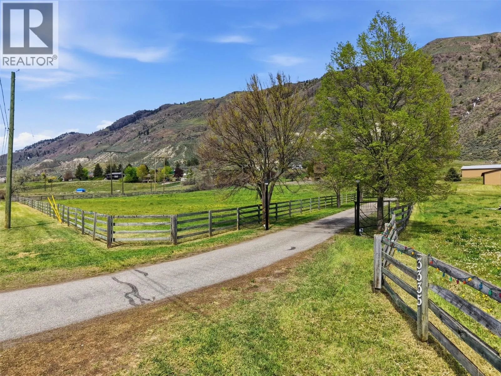 3335 SHUSWAP Road