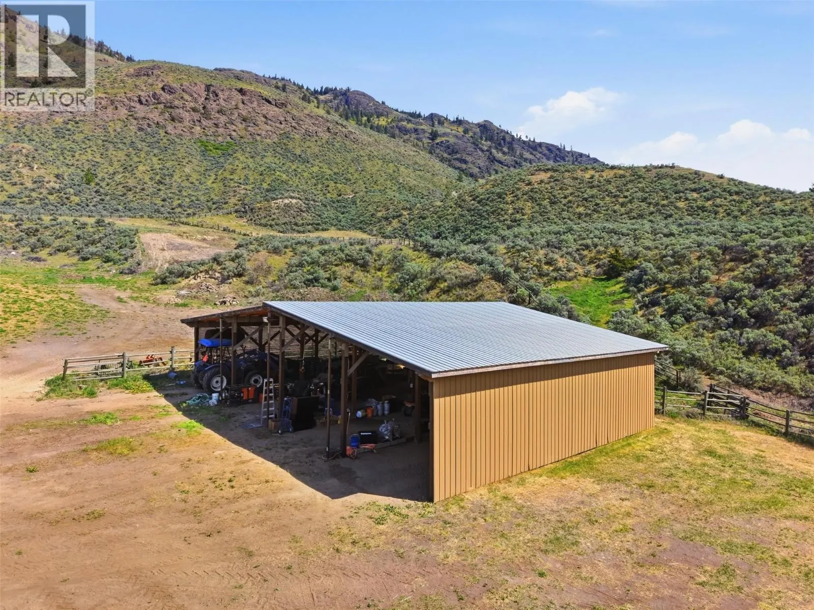 3335 SHUSWAP Road