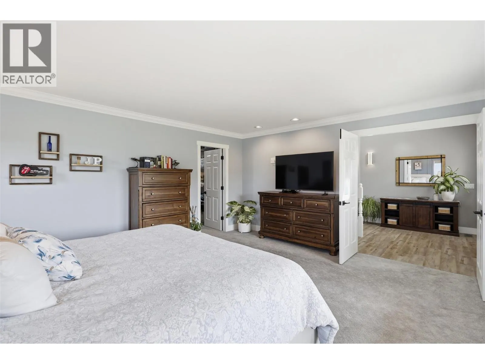 3335 SHUSWAP Road