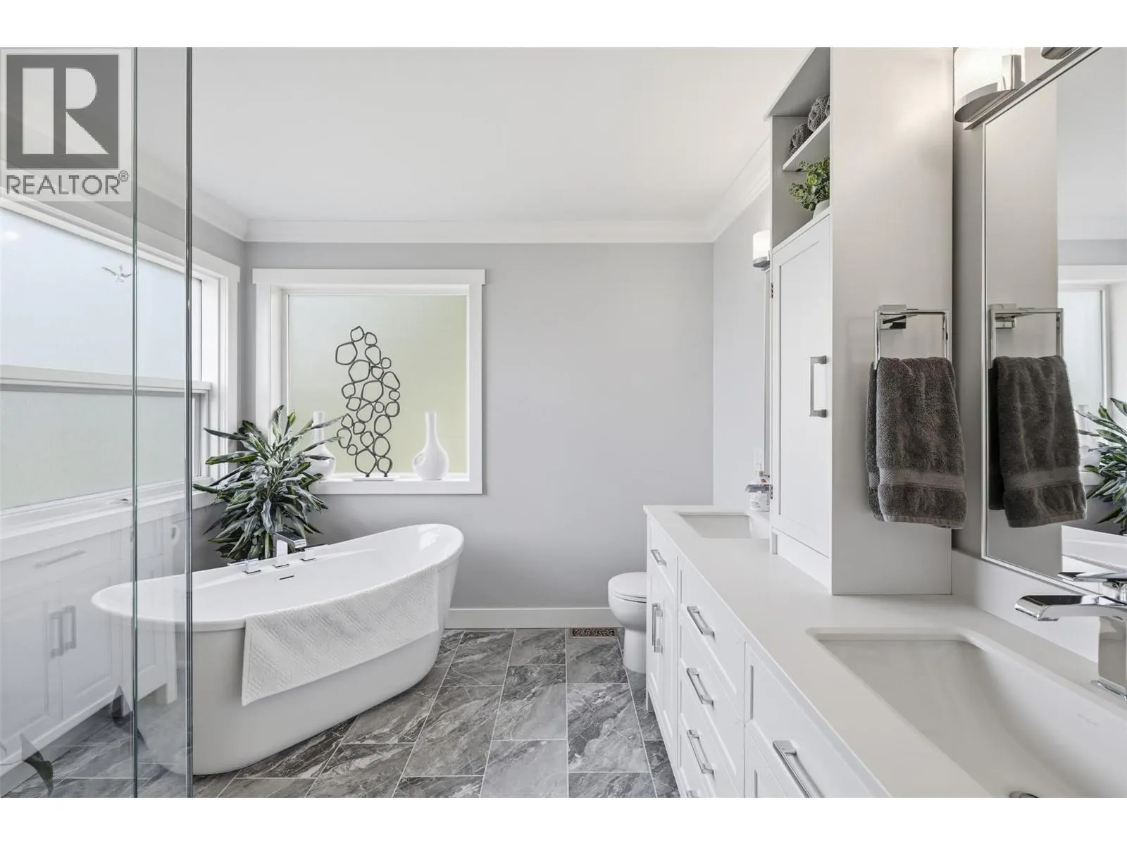 3335 SHUSWAP Road