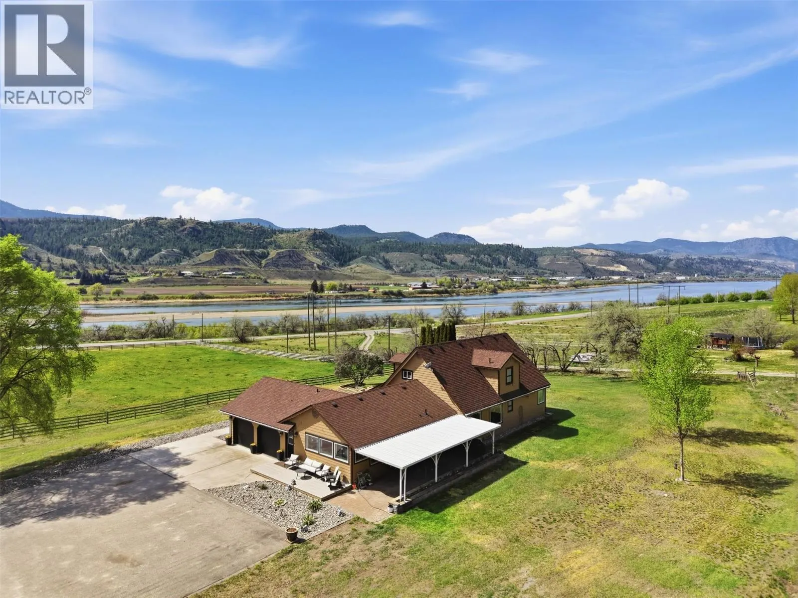 3335 SHUSWAP Road