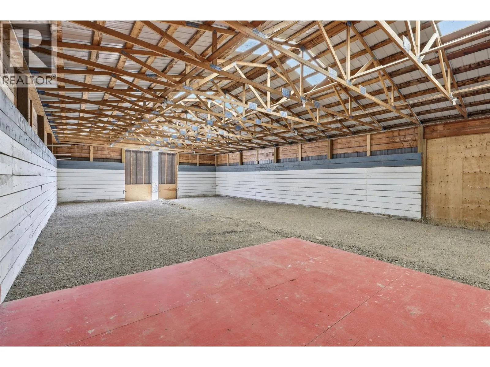 3335 SHUSWAP Road