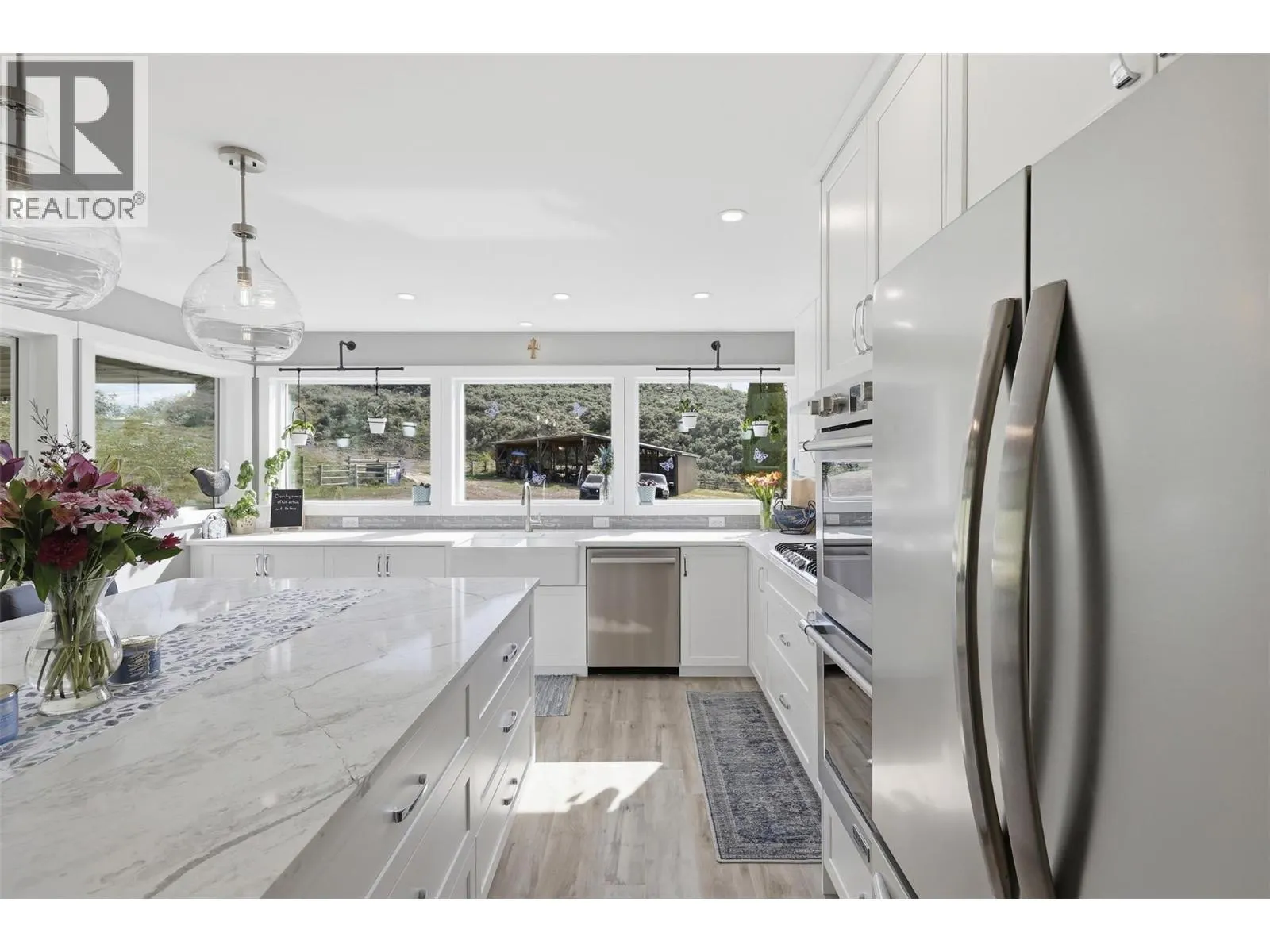 3335 SHUSWAP Road
