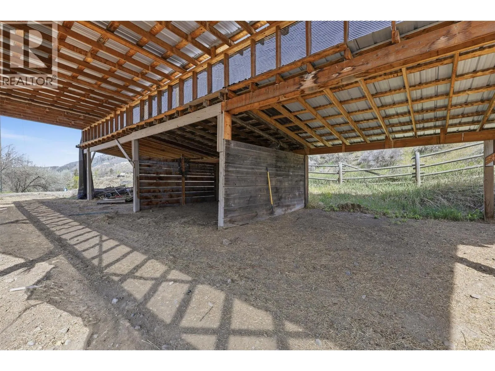 3335 SHUSWAP Road