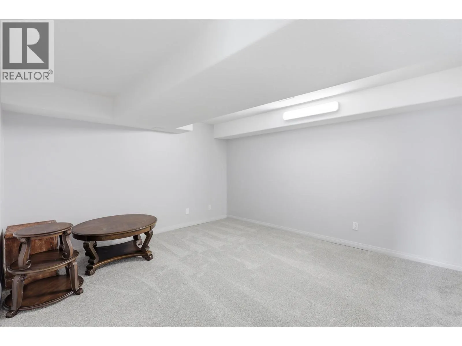 3335 SHUSWAP Road