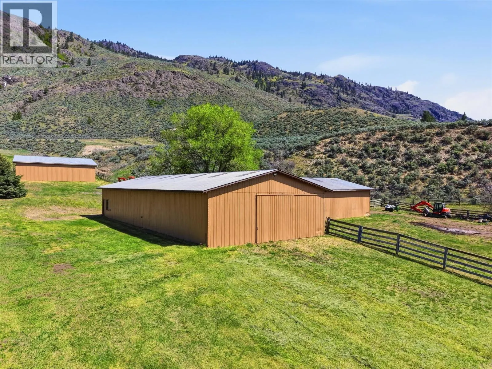 3335 SHUSWAP Road