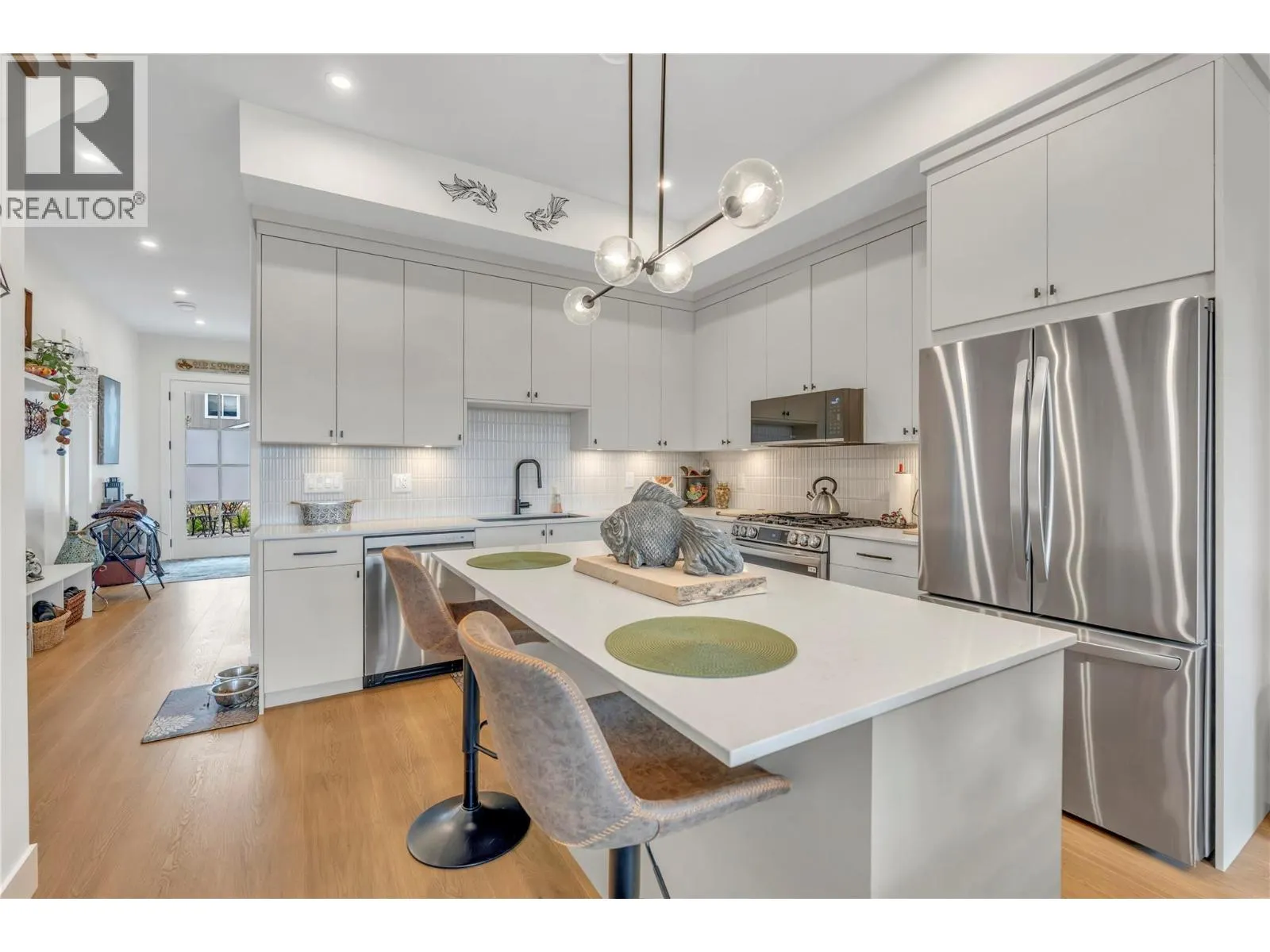 386 Chardonnay Avenue