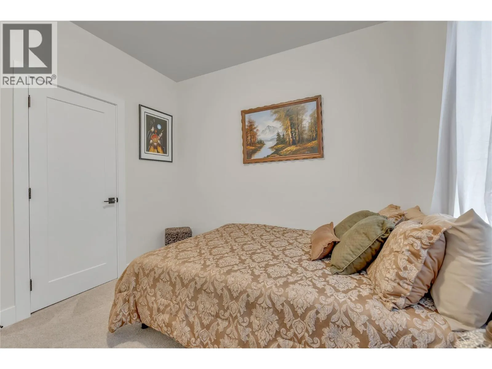 386 Chardonnay Avenue