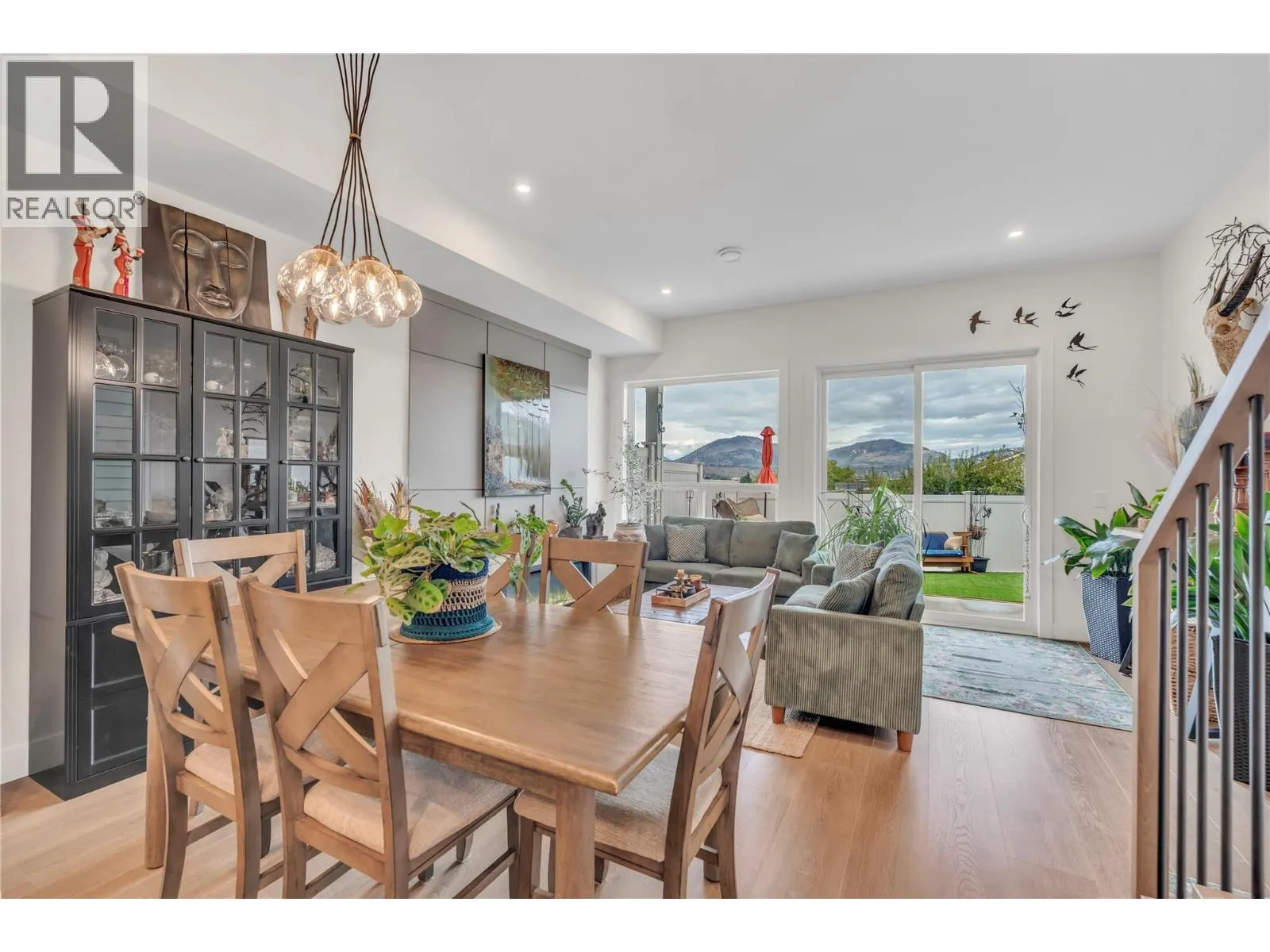 386 Chardonnay Avenue