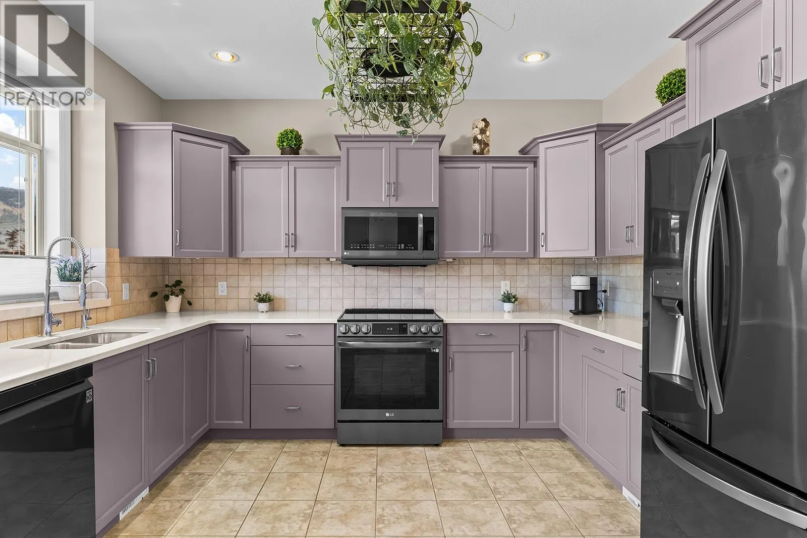 2150 Alvarado Trail