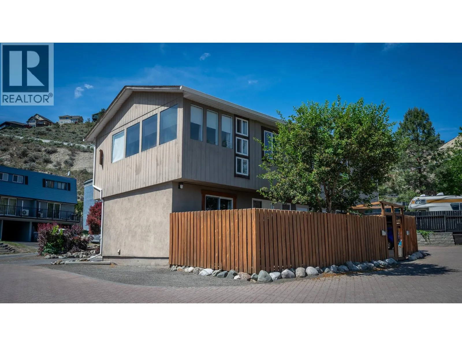 870 MCQUEEN Drive Unit# 114