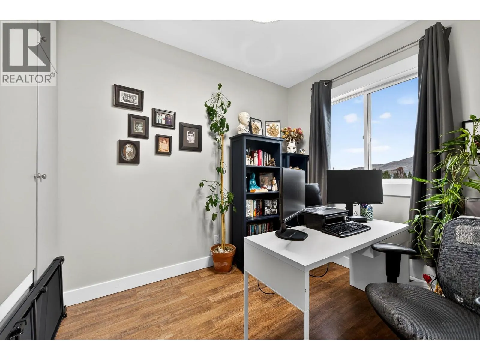 870 MCQUEEN Drive Unit# 114