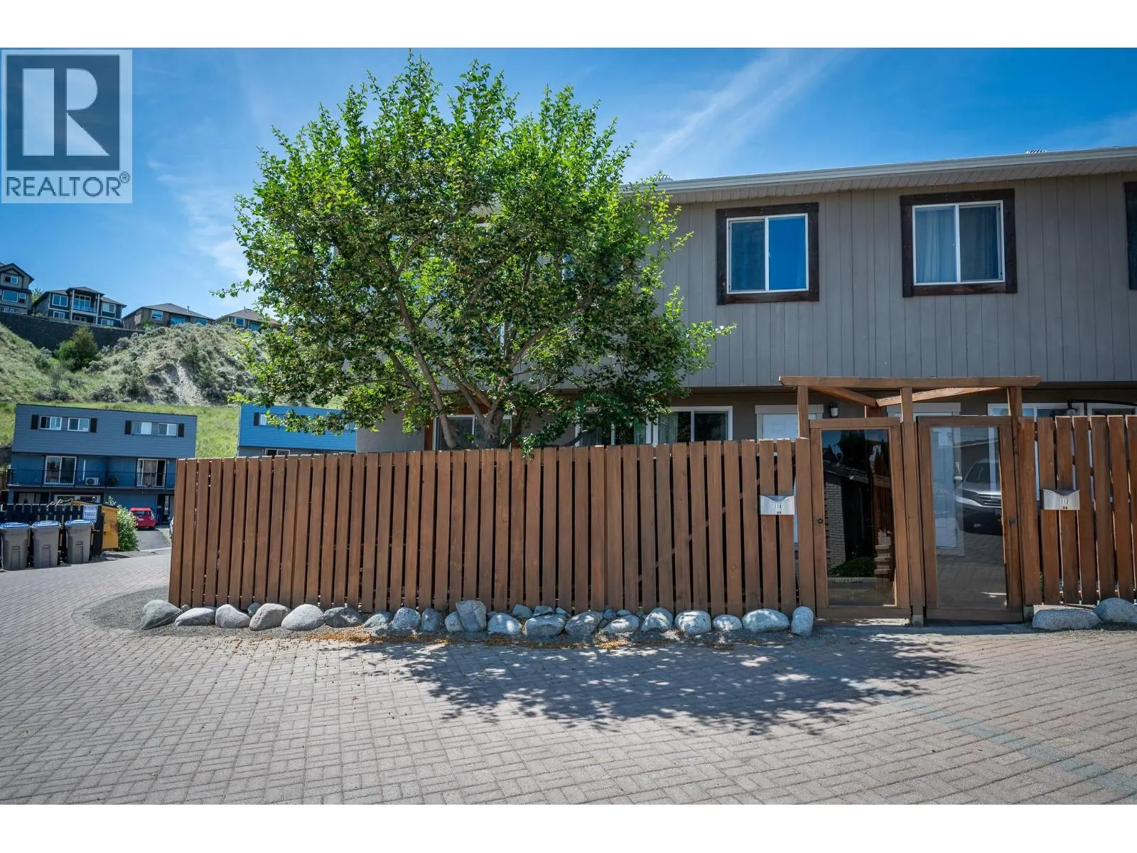 870 MCQUEEN Drive Unit# 114