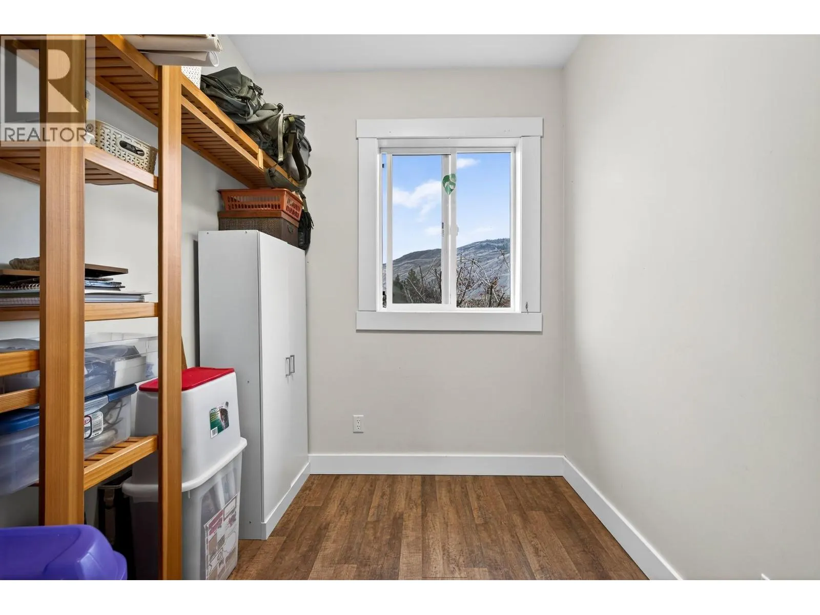 870 MCQUEEN Drive Unit# 114