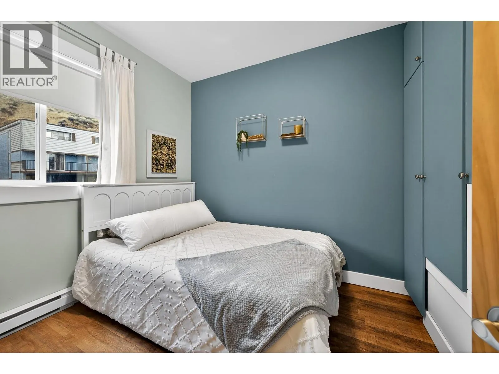 870 MCQUEEN Drive Unit# 114
