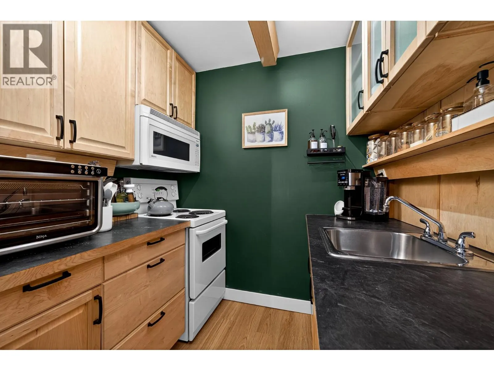 870 MCQUEEN Drive Unit# 114
