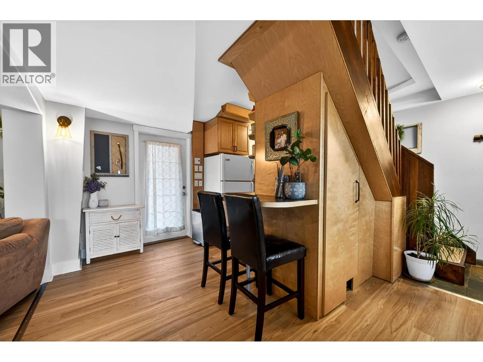 870 MCQUEEN Drive Unit# 114