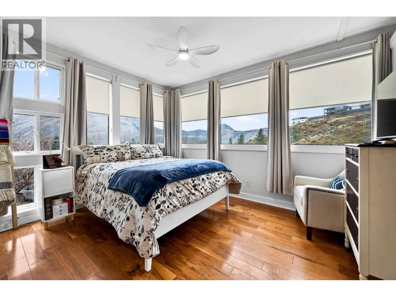 870 MCQUEEN Drive Unit# 114