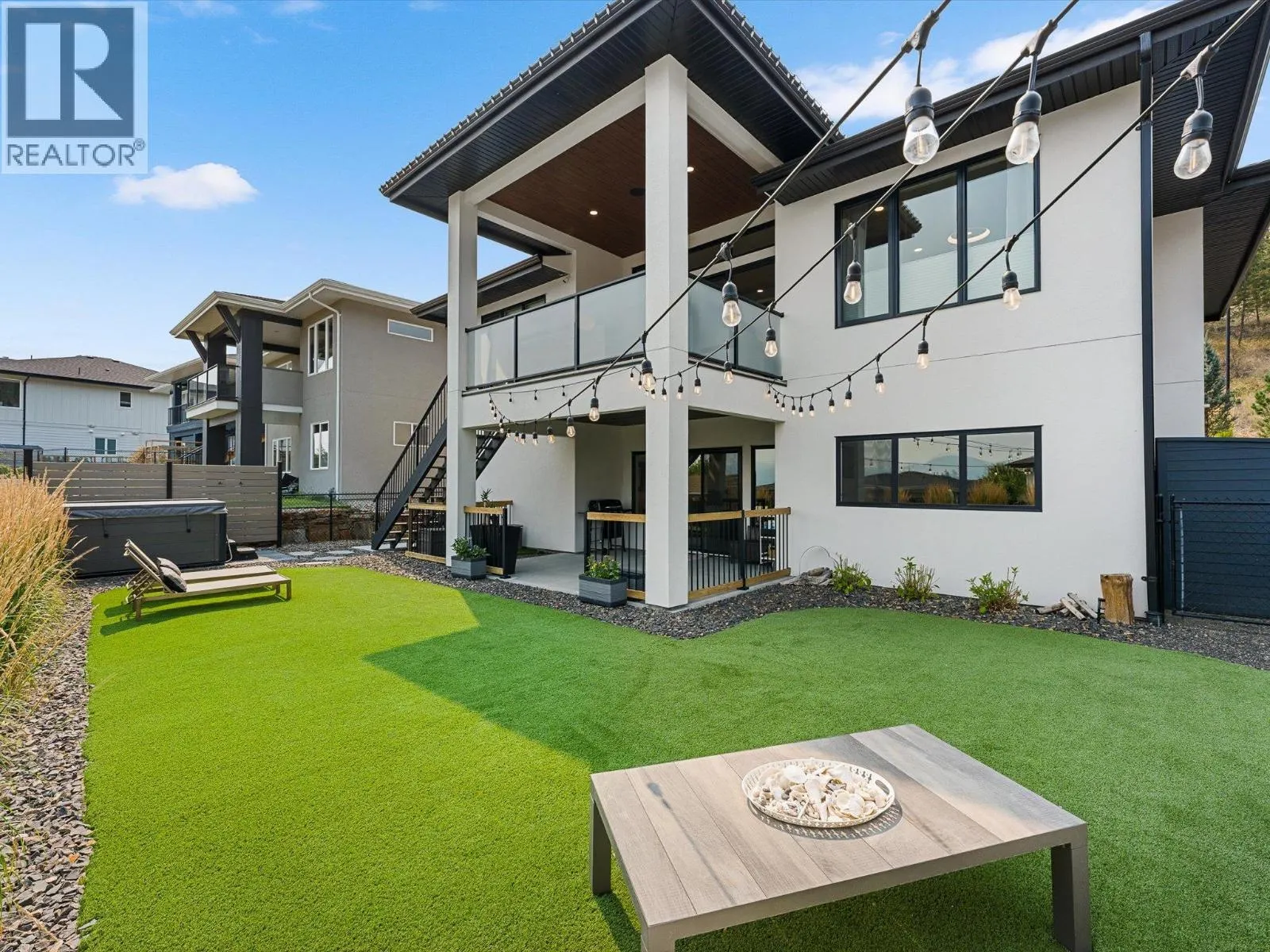 208 Skyland Drive