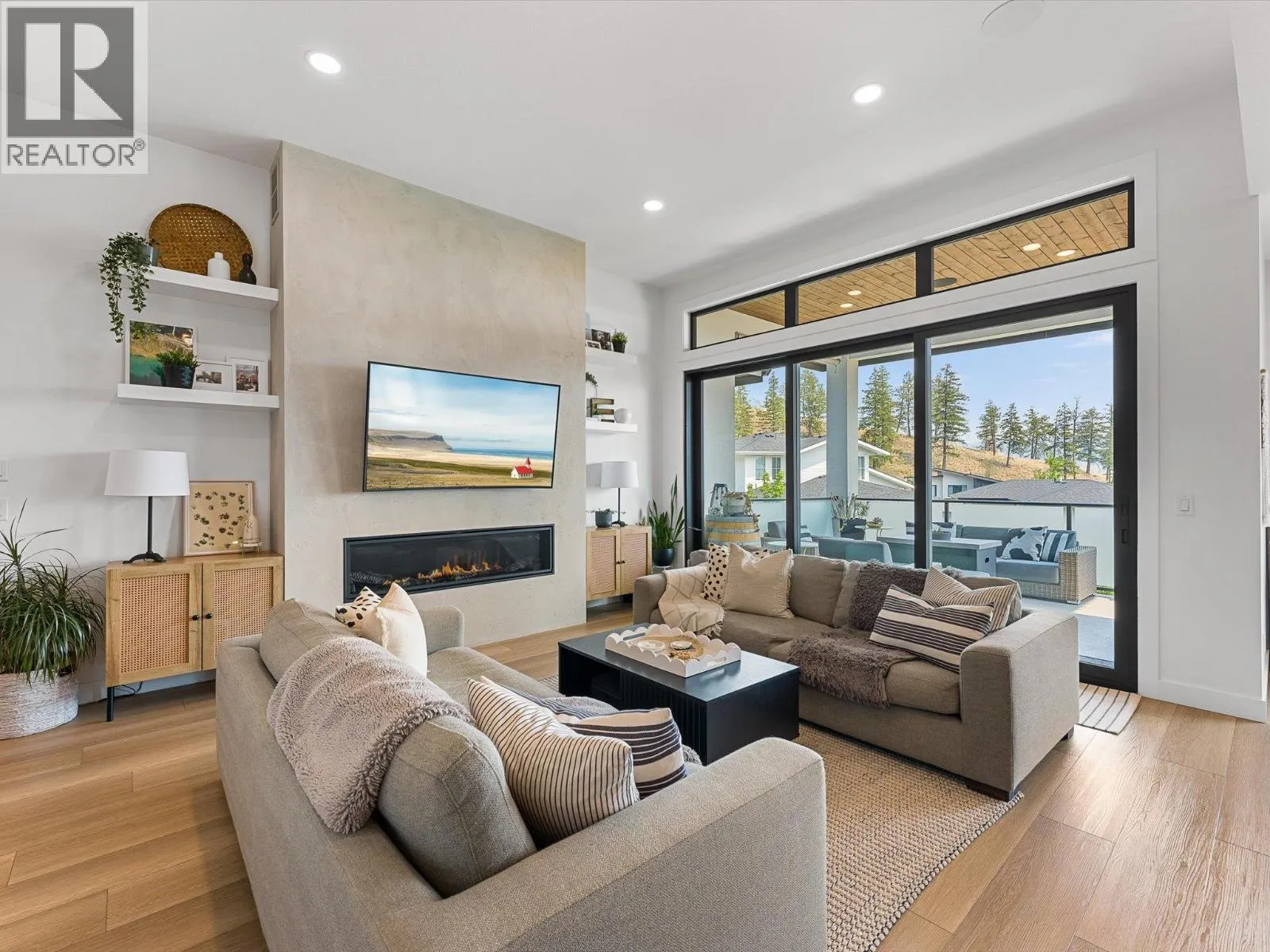 208 Skyland Drive