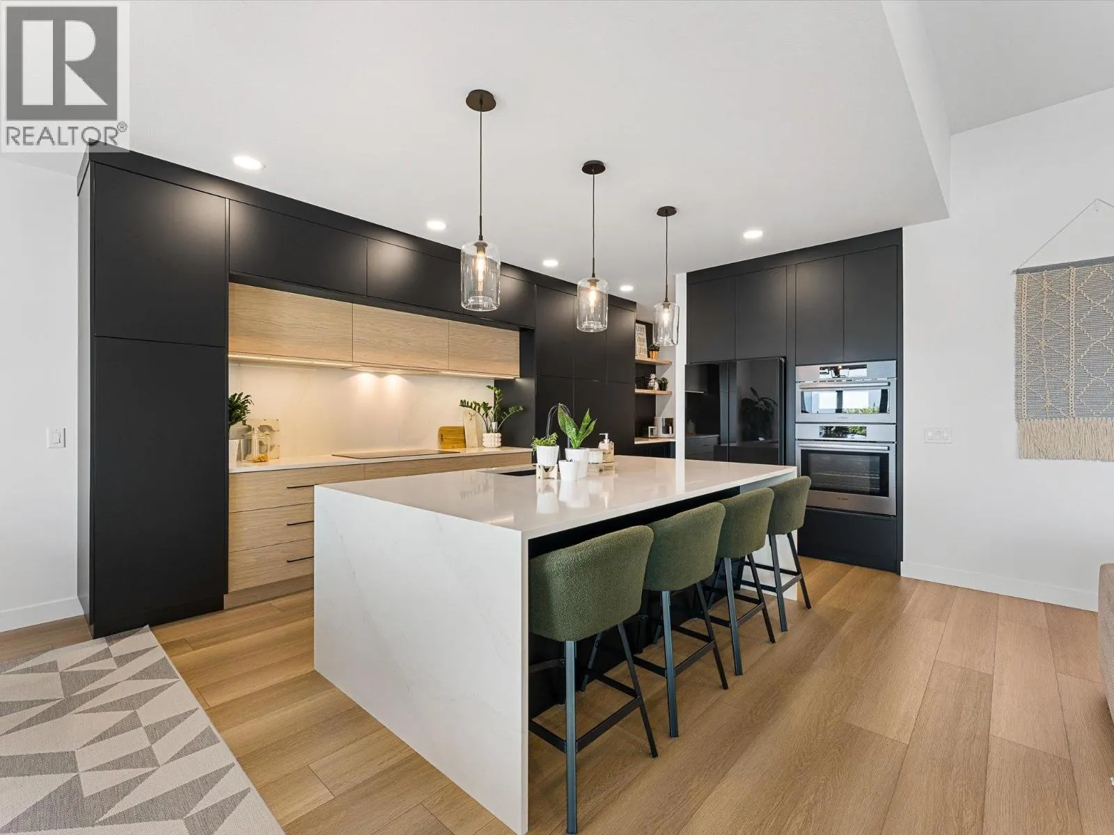 208 Skyland Drive