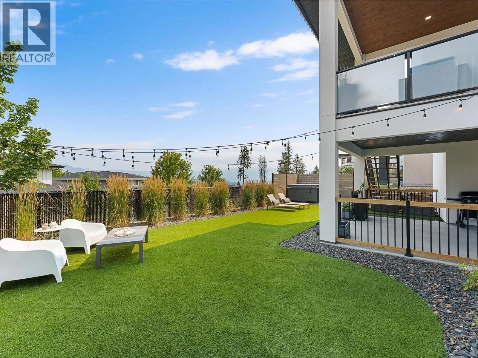 208 Skyland Drive