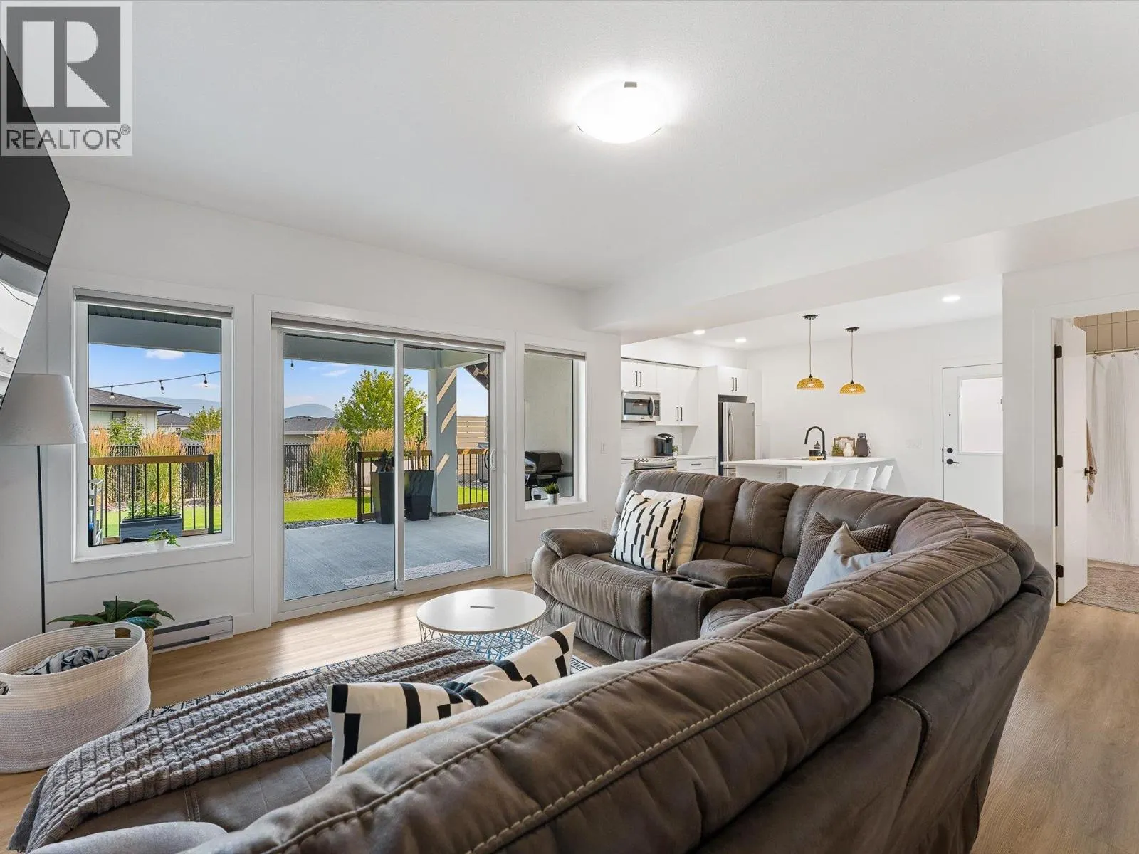 208 Skyland Drive