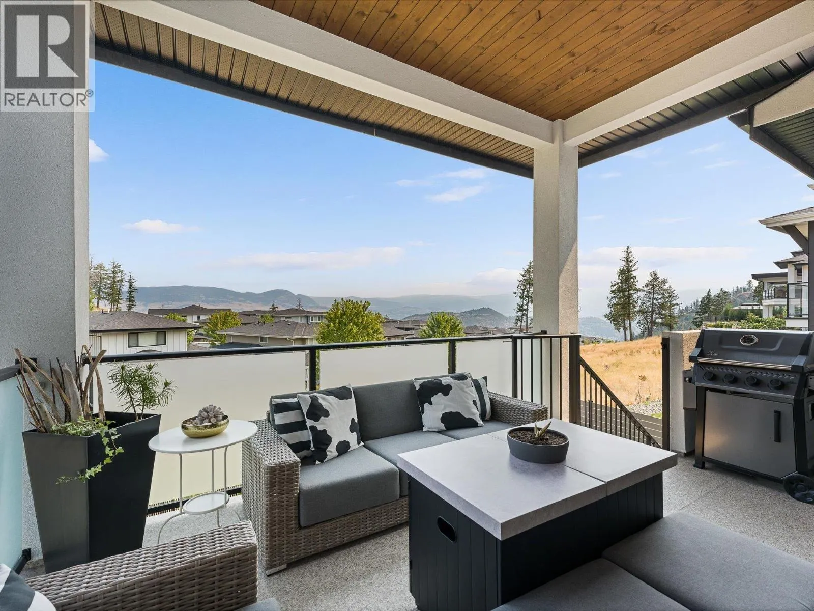 208 Skyland Drive