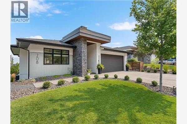 208 Skyland Drive