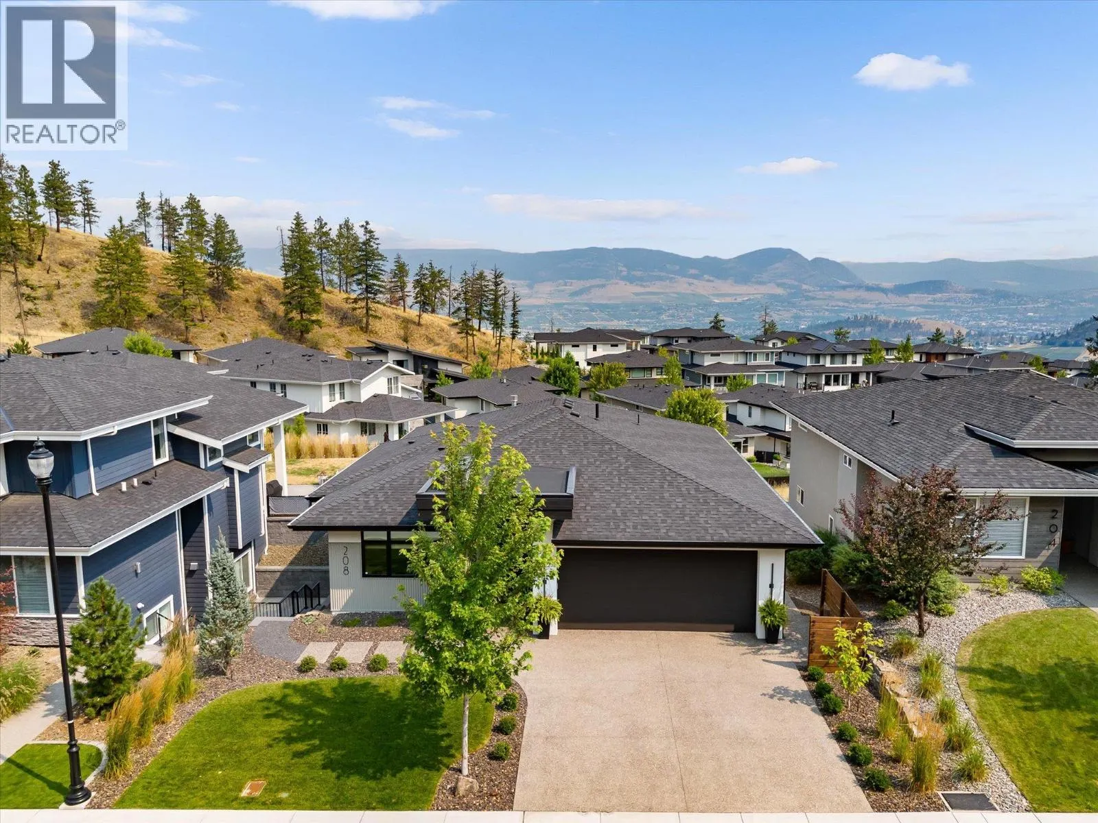208 Skyland Drive