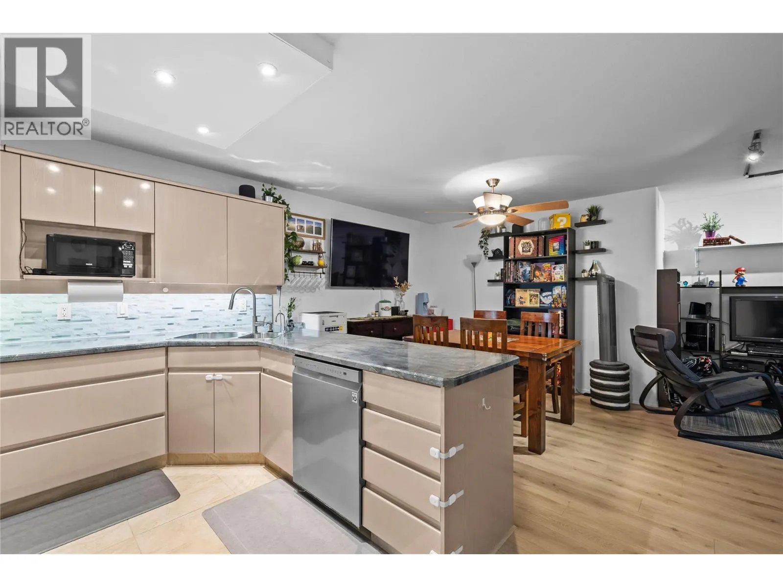2288 Benvoulin Road Unit# 109
