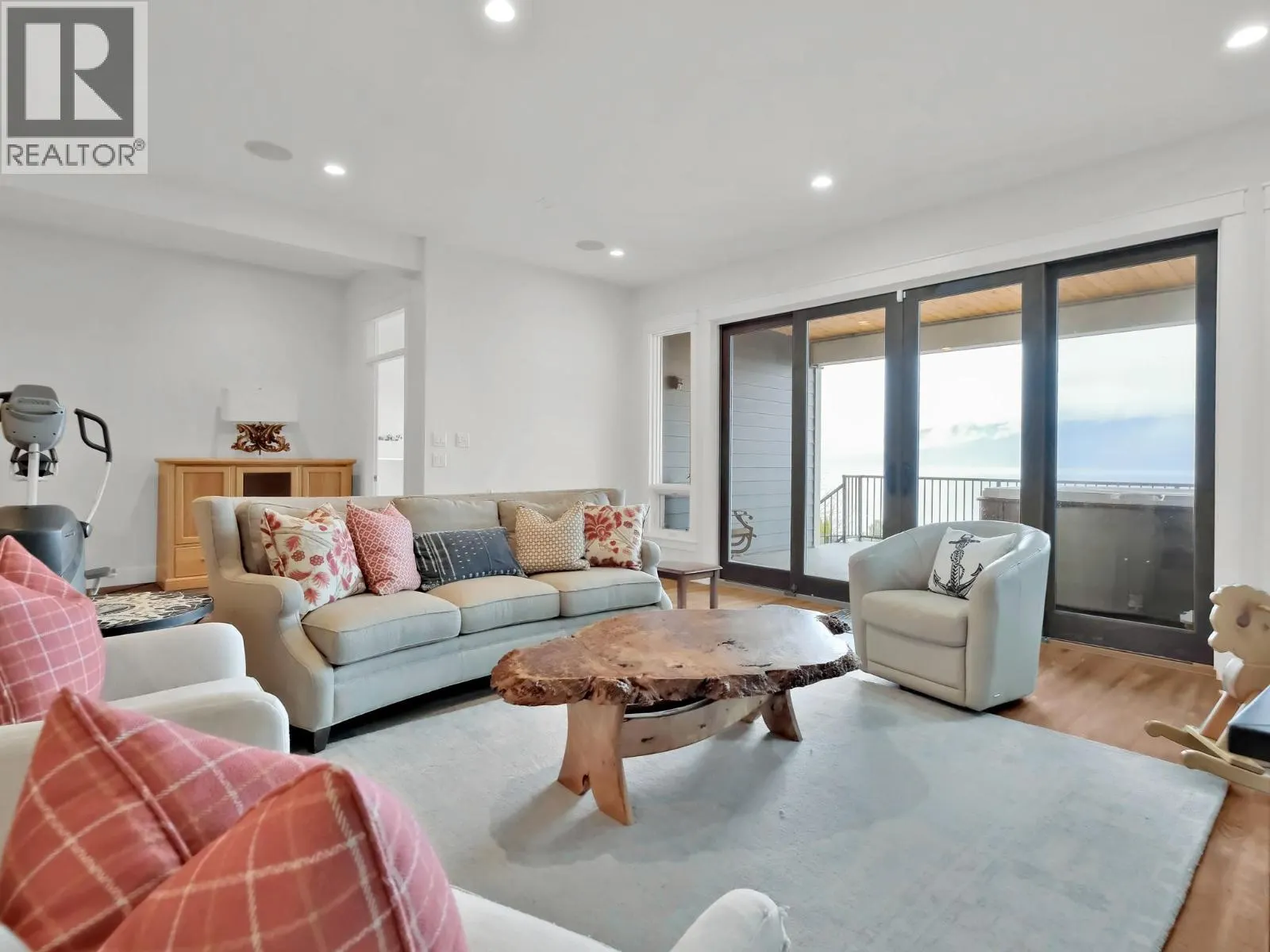 5251 Buchanan Road