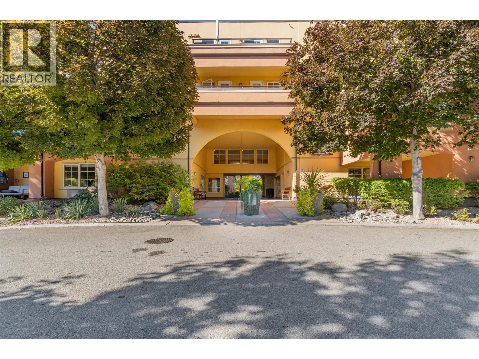 7600 COTTONWOOD Drive Unit# 308
