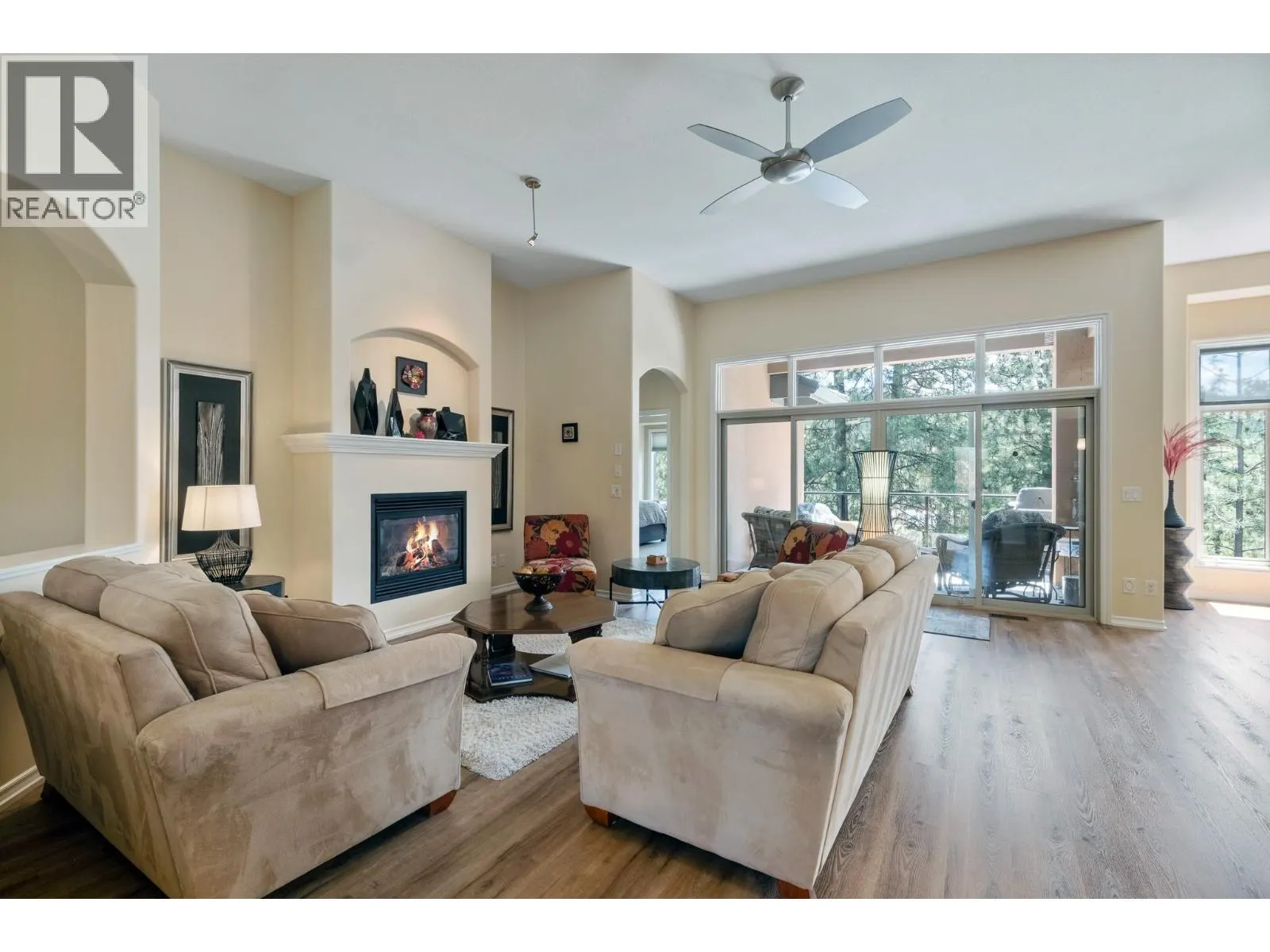 4100 Gallaghers Parkland Drive Unit# 16